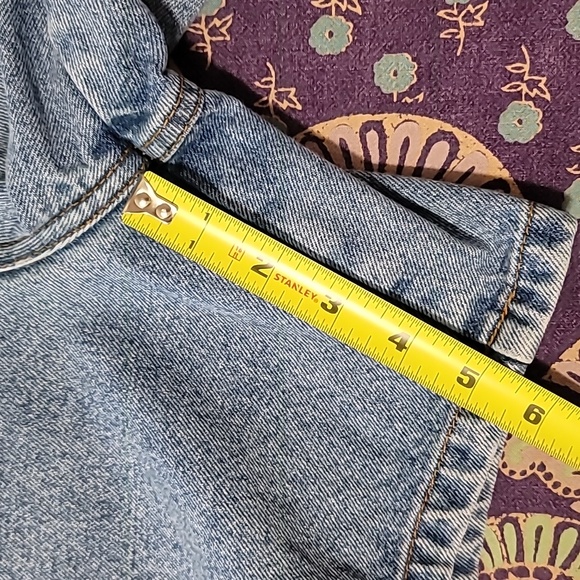 Super 90's Denim Mom Shorts Firebird Embroidery and Ribbon Detail - Picture 8 of 9